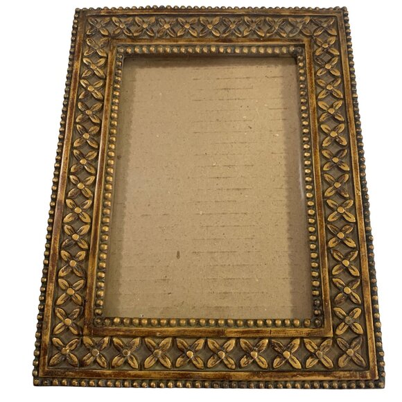 Antique Gold Tone Floral Pattern Picture Frame 8.5"x6.5" For 4"x6" Photos - Picture 1 of 6